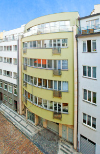 budova_biskupsky_dvur_praha1
